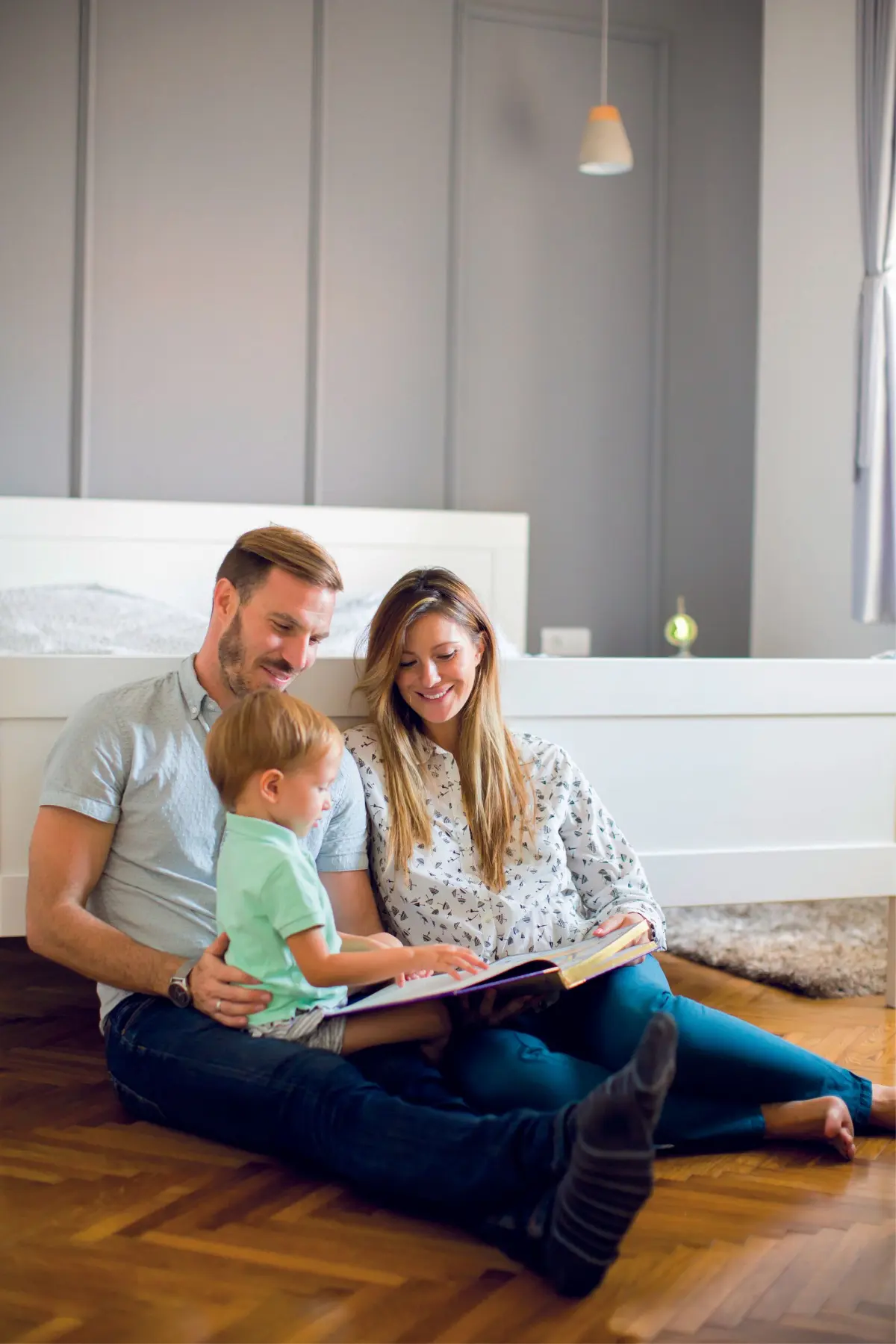 Gemütlichkeit und Umweltbewusstsein: Werden erneuerbare Energien mit einer Flächenheizung kombiniert, wächst der Wohnkomfort. ⇥Foto: G. Bogicevic/123rf.com