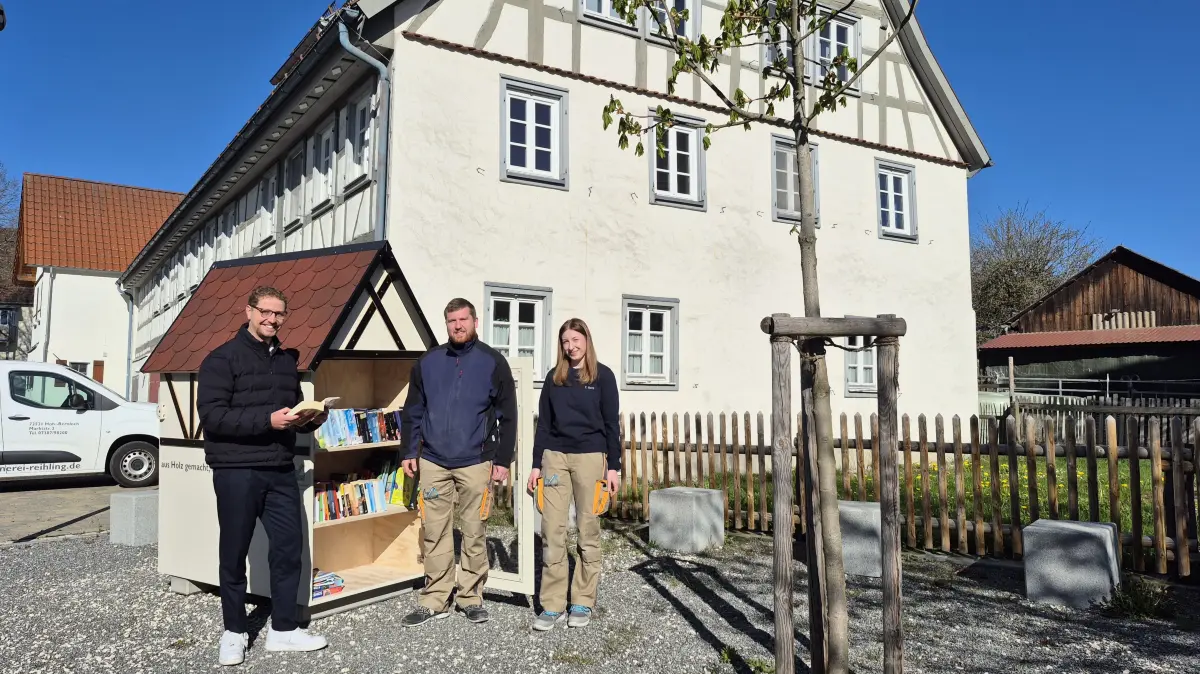 Der Hohensteiner Ortsteil Bernloch hat jetzt auch ein Bücherhäuschen.