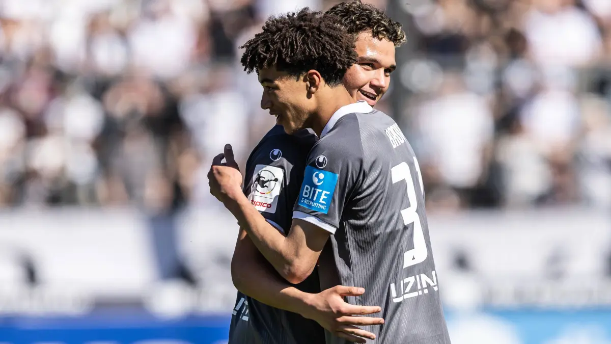 Fussball, Saison 2025/2026, 3. Liga, Städtisches Stadion an der Grünwalder Straße, 35. Spieltag, TSV 1860 München - SSV Ulm 1846 Fußball, 25.04.2026: Fussball, Saison 2025/2026, 3. Liga, Städtisches Stadion an der Grünwalder Straße, 35. Spieltag, TSV 1860 München - SSV Ulm 1846 Fußball, 25.04.2026 25.04.2026, Fussball, Saison 2025/2026, 3. Liga, Städtisches Stadion an der Grünwalder Straße, 35. Spieltag, TSV 1860 München - SSV Ulm 1846 Fußball, Freisteller Einzelbild Portrait Porträt U17, U 17 Spieler 47 Tibet-Erkan Sevik SSV Ulm 1846 Fußball auf der Ulmer Bank vor seinem Drittliga-Debüt gegen München Foto: Lucca Fundel München Städtisches Stadion an der Grünwalder Straße Bayern Deutschland *** Soccer, Season 2025 2026, 3 Liga, Municipal Stadium at Grünwalder Straße, 35 Matchday, TSV 1860 Munich SSV Ulm 1846 Soccer, 25 04 2026 25 04 2026, Soccer, Season 2025 2026, 3 Liga, Municipal Stadium at Grünwalder Straße, 35 Matchday, TSV 1860 Munich SSV Ulm 1846 Football, cropped single image portrait portrait U17 player 47 Tibet Erkan Sevik SSV Ulm 1846 Football on the Ulm bench before his third league debut against Munich Photo Lucca Fundel Munich Municipal Stadium at Grünwalder Straße Bavaria Germany