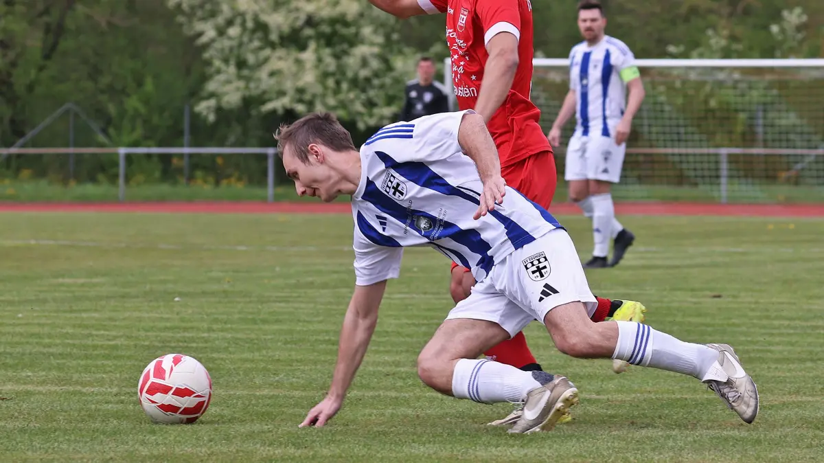 Bezirksliga Donau/Iller: Das war der Spieltag am Wochenende / TSV Blaustein gegen SV Eggingen im Robert-Epple-Stadion