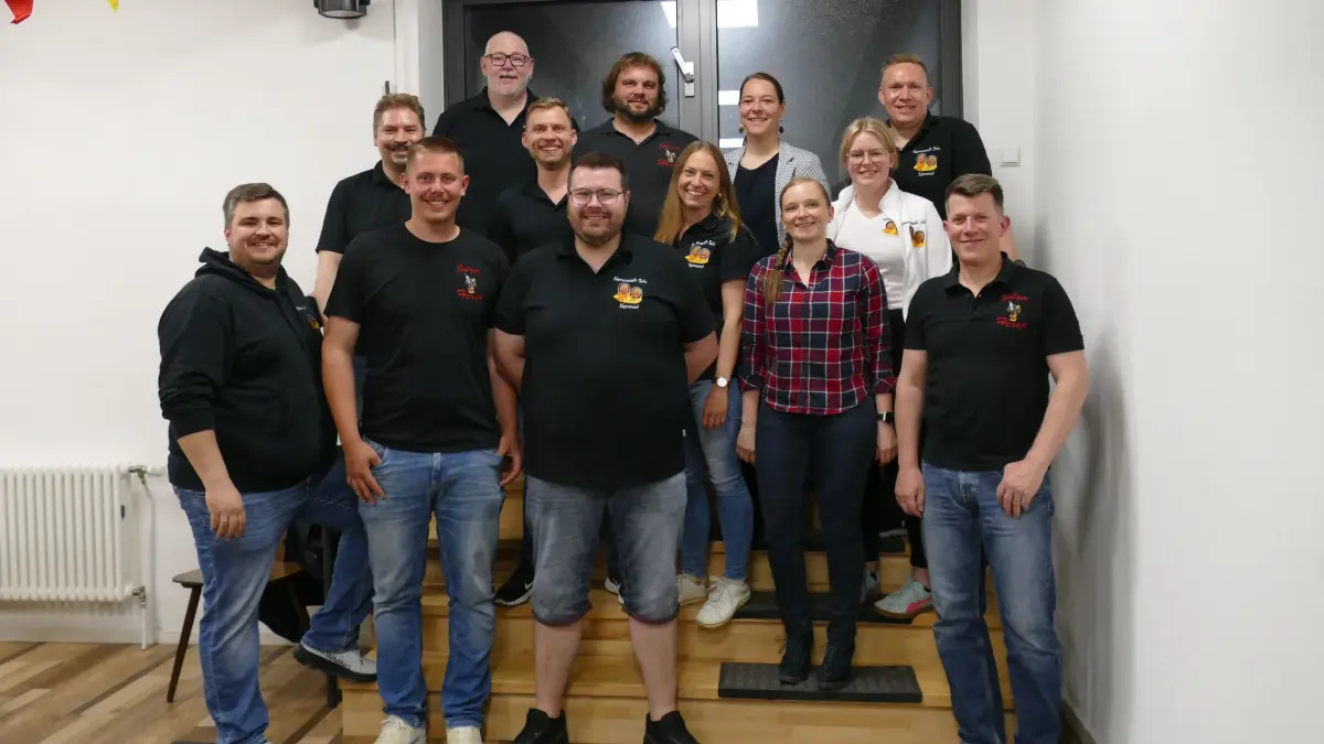 Das frisch gewählte Vorstandsteam der Narrenzunft Sulz mit dem Vorsitzenden Timo Holst (ganz links).