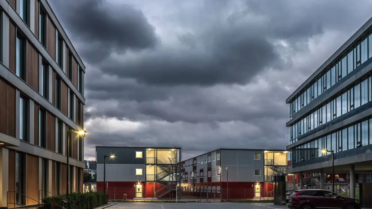 (ohne Überschrift): Vorsicht: Dieses Foto ist möglicherweise nur für den einstigen Verlag Schwäbisches Tagblatt verwendbar. Landratsamt und EA (Erstaufnahmestelle)
12.10.20 Bild: Ulrich Metz