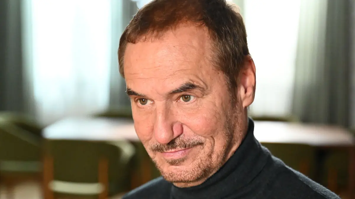 Richard gesteht Ingo seine Pläne für die Schweiz – und löst damit einen emotionalen Schock aus.