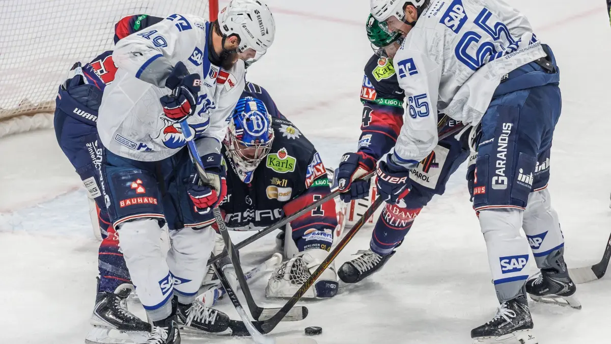 Eisbären Berlin - Adler Mannheim