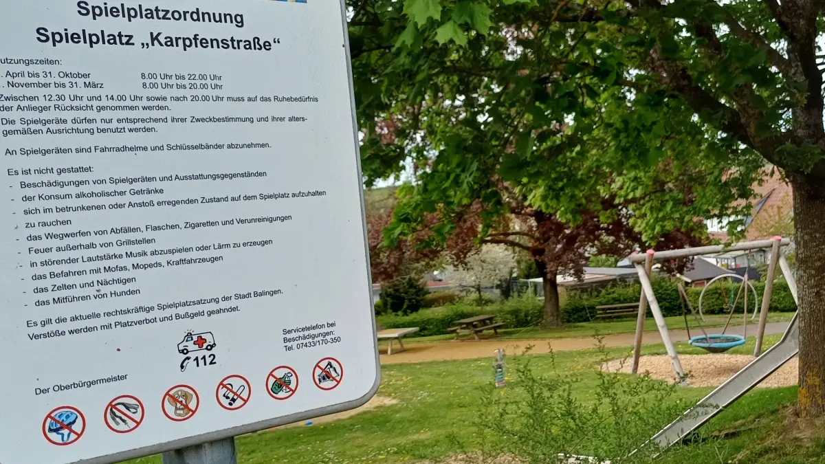 Spielplatz Karpfenstraße Balingen Schild