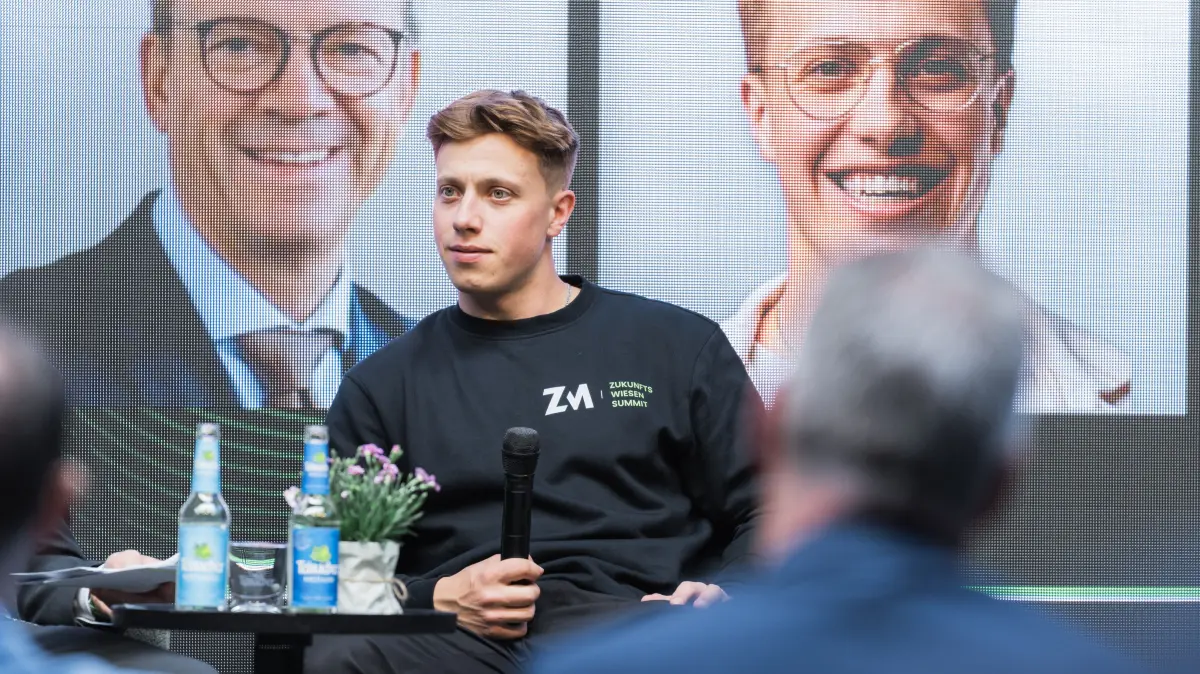 Organisator, Moderator, Panelteilnehmer: Samuel Keitel hat den Zukunftswiesen-Summit mit seinem Team schon zum dritten Mal hochgezogen.