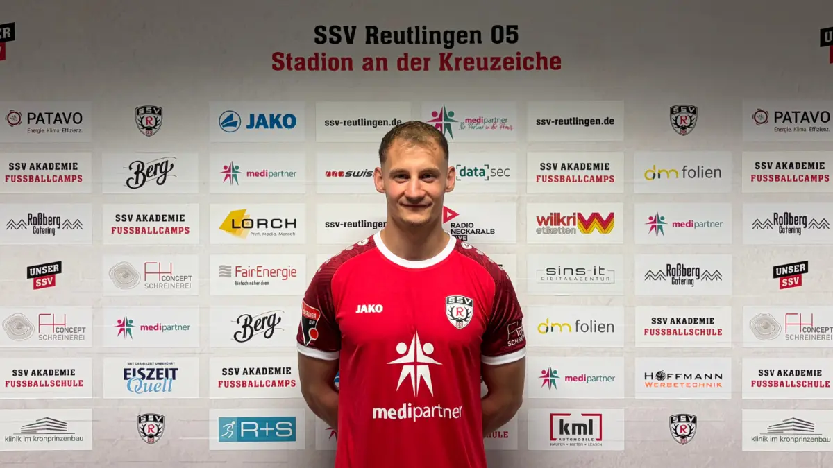 Stefan Zimmermann streift sich zur kommenden Saison das Trikot des SSV Reutlingen über.