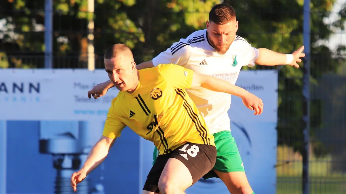 Luca Blümlein (am Ball) erzielt die zwischenzeitliche Crailsheimer 1:0-Führung.