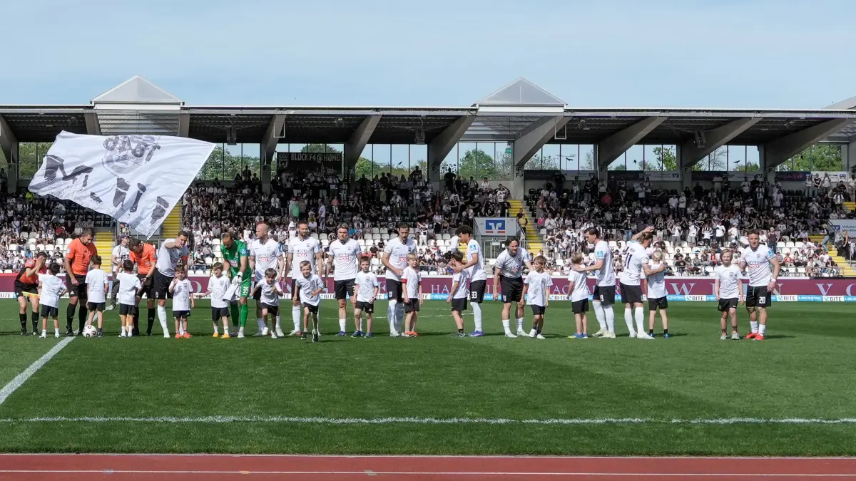 Fußball - SSV Ulm gegen Viktoria Köln - Donaustadion - Dritte Liga