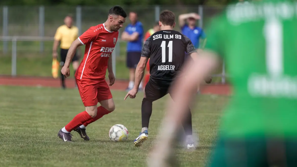 FC Srbija Ulm gegen SSG Ulm Fußball
