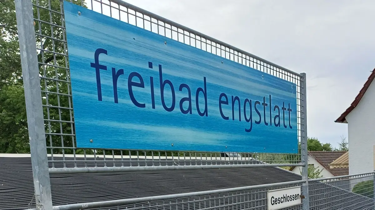 Noch ist das Freibad in Engstlatt geschlossen.