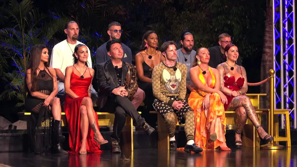 Bei „Kampf der RealityAllstars“ fliegen in Folge 16 gleich zwei Promis raus.