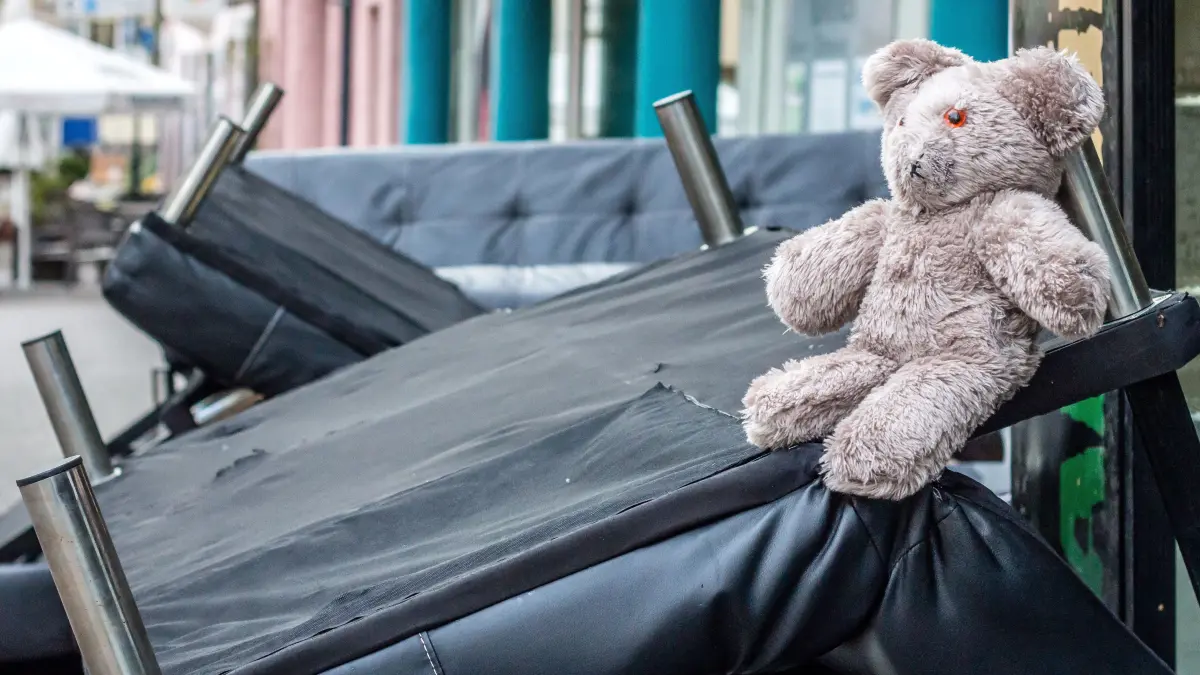 Sperrmüll Horb: Sperrmüll Horb 2017 Abholung Sofa Sessel Teddy Innenstadt Neckarstraße Horb am Neckar