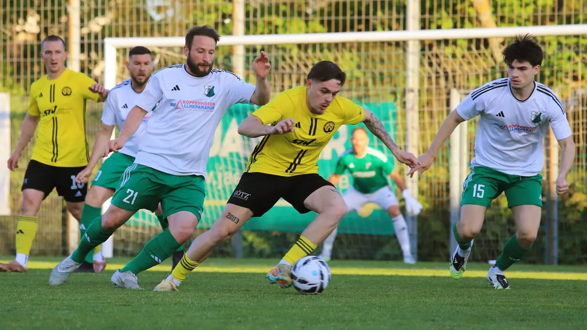 Beim TSV Heimerdingen (weiß) holte der TSV Crailsheim ein 2:2.