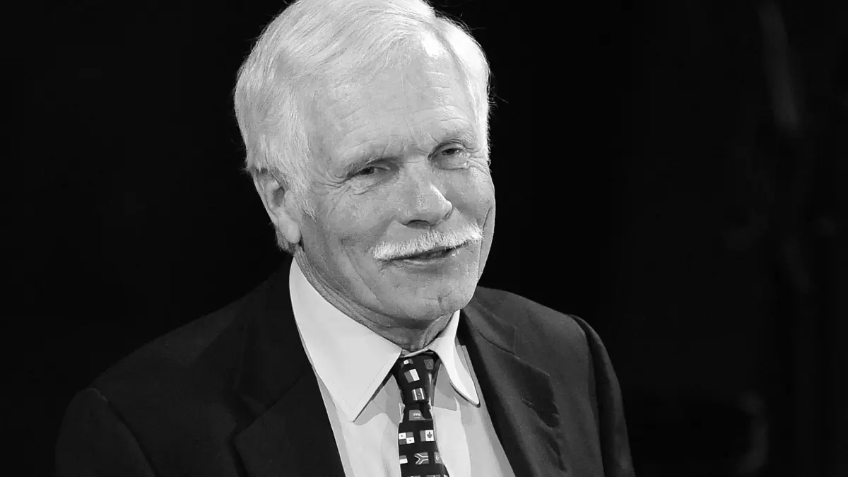 Ted Turner: ARCHIV - 24.02.2011, USA, New York: Ted Turner, Gründer von CNN und Vorsitzender der UN-Stiftung, ist bei einer Veranstaltung zur Gründung der neuen Organisation der Vereinten Nationen namens „UN Women“, die sich für die Gleichstellung der Geschlechter und die Stärkung der Rolle der Frau einsetzt, im Plenarsaal des UN-Hauptquartiers. Vor knapp 45 Jahren gründete Ted Turner CNN - und veränderte damit die Fernsehnachrichten. Jetzt ist Turner im Alter von 87 Jahren gestorben. Foto: Justin Lane/EPA/dpa +++ dpa-Bildfunk +++