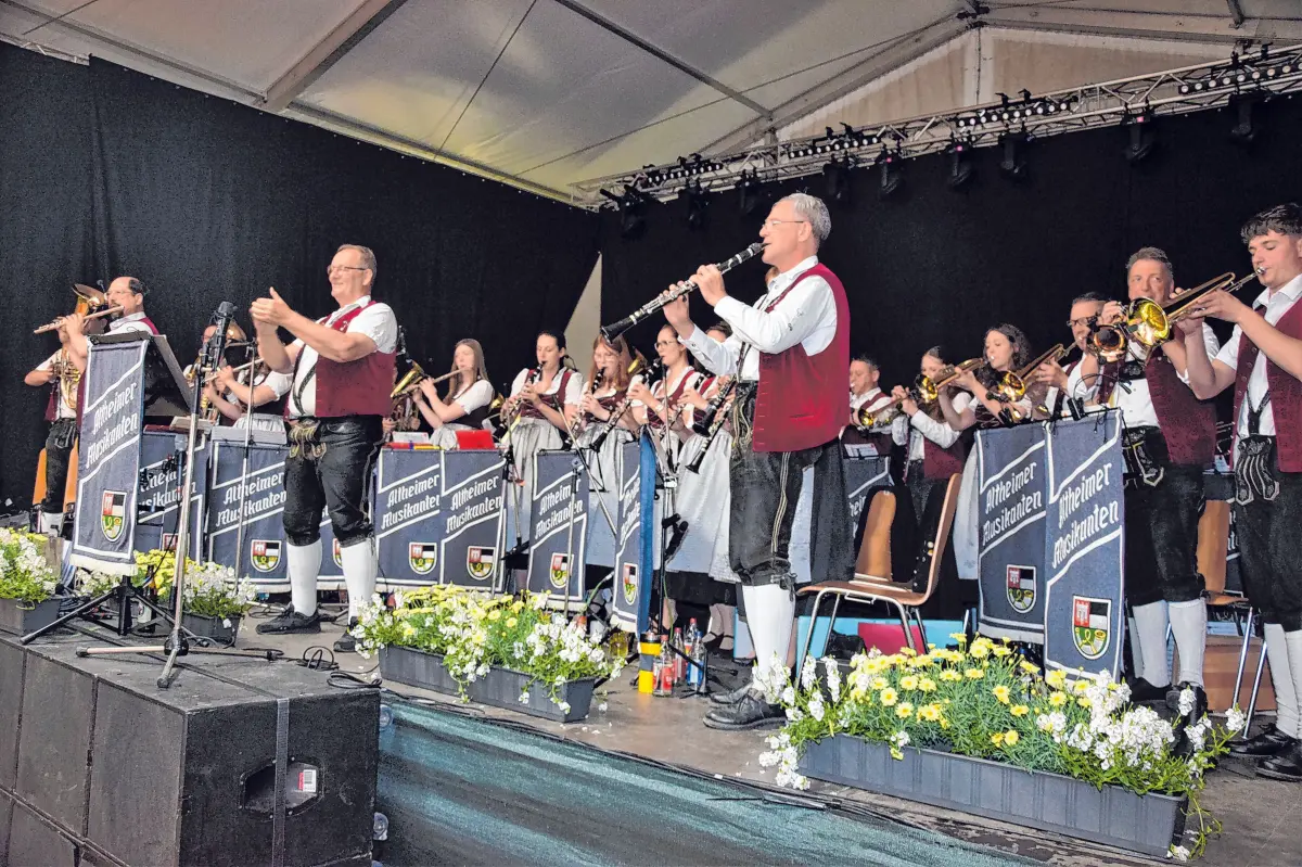 Sorgen stets für eine gute Unterhaltung: die Altheimer Musikanten.⇥Foto: Roland Schütter