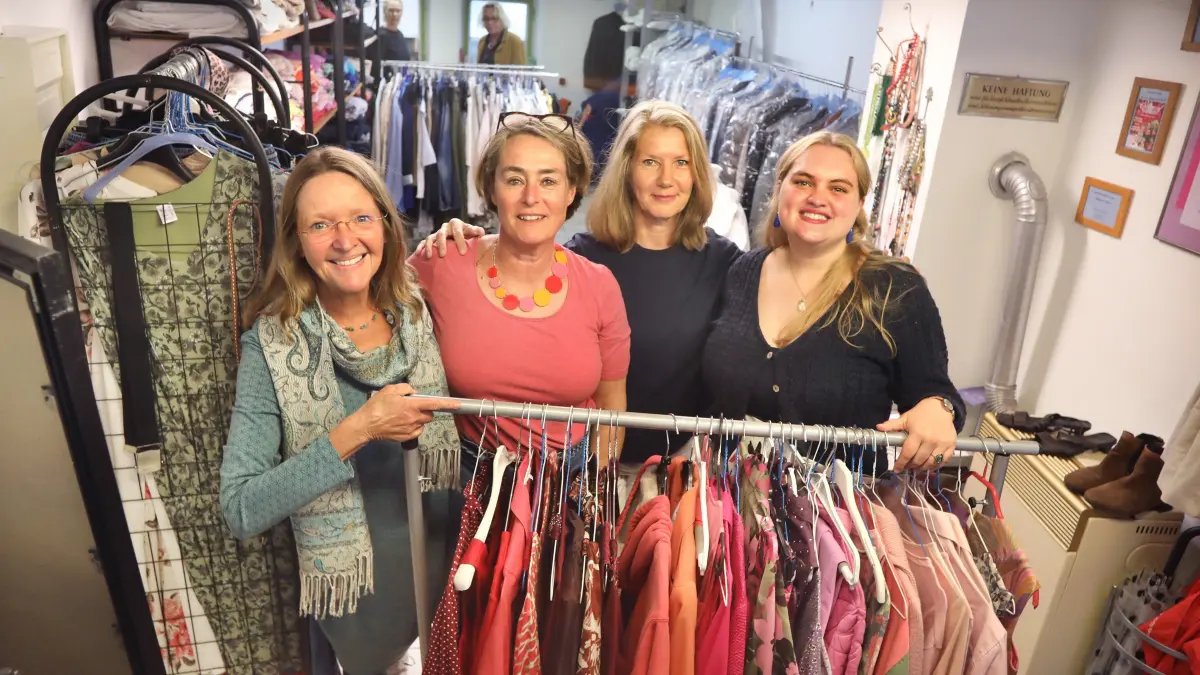 Anette Biskup, Katrin Lepiorz, Gudrun Reihle und Marlene Sengpiel in der NJubel-Reinigung