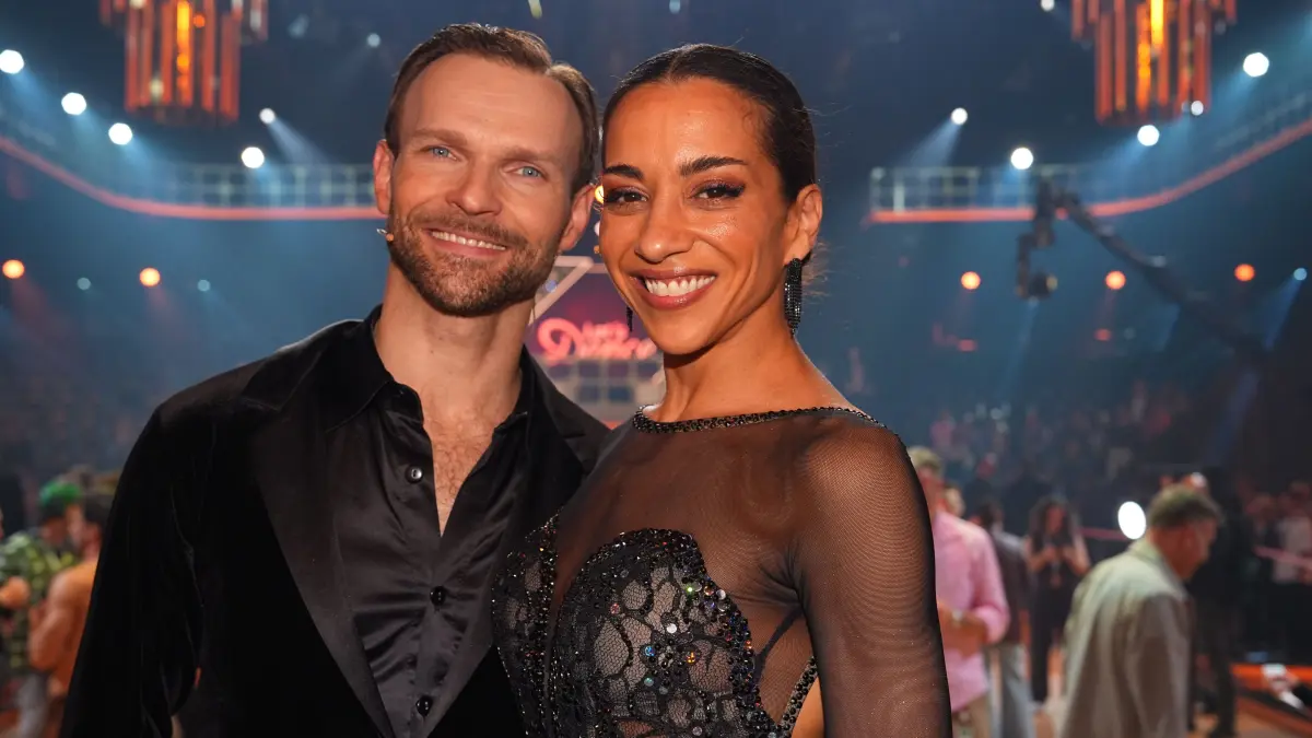 Nadja Benaissa erhielt die wenigsten Punkte und schied in Show 8 gemeinsam mit Profi Vadim Garbuzov aus.