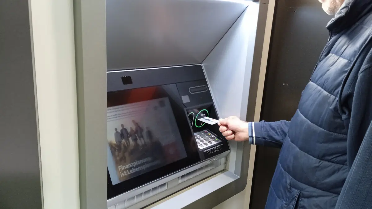 Burl Sparkasse Neuer Geldautomat