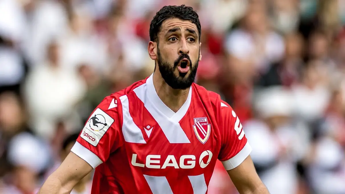 Energie Cottbus - SV Wehen Wiesbaden: 09.05.2026, Brandenburg, Cottbus: Fußball, Männer: 3. Liga, Energie Cottbus - SV Wehen Wiesbaden, 37. Spieltag, LEAG Energie Stadion. Tolga Cigerci (FC Energie Cottbus) jubelt nach seinem Treffer zum 2:1. Foto: Frank Hammerschmidt/dpa +++ dpa-Bildfunk +++