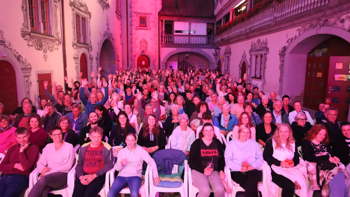 Open-Air-Kino Gaildorf 2025: Stimmung im Schlosshof