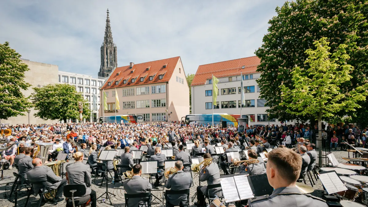 Ulmer Paradekonzerte (Weinhof) starten am Muttertag in die diesjährige Saison