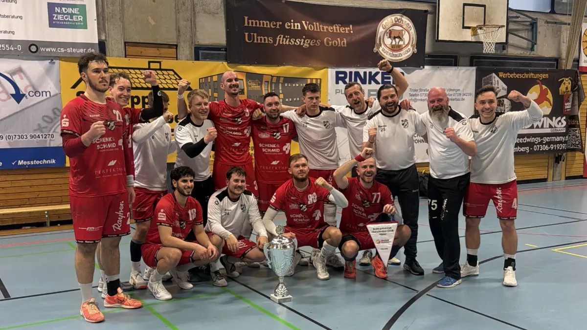 Der HV RW Laupheim sichert sich den Bezirkspokal bei den Männern.