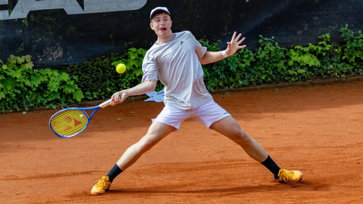 TC Tuebingen 1 - TC BW Vaihingen-Rohr 1, Tennis, Herren, Oberliga Gr. 002, 10.05.2026,: TC Tuebingen 1 - TC BW Vaihingen-Rohr 1, Tennis, Herren, Oberliga Gr. 002, 10.05.2026, Lasse Bohr (TC Tuebingen)
Foto: DROFITSCH/EIBNER