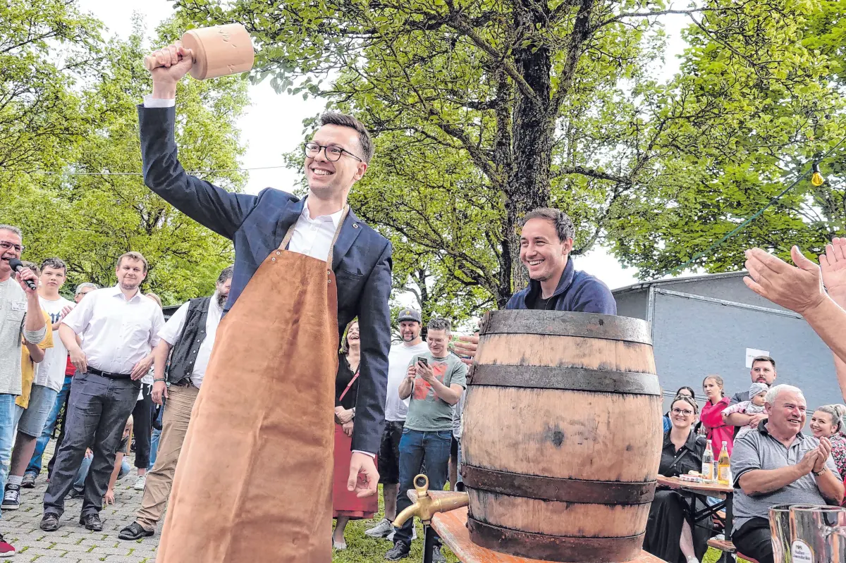 Wie viele Schläge wird Bürgermeister Thomas Haas wohl beim Fassanstich brauchen?