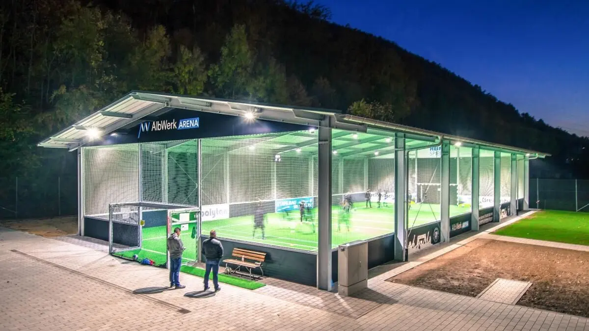 So könnte die vom TSV Blaubeuren geplante „McArena - Freilufthalle“ aussehen. Ein passender Standort wird noch gesucht.