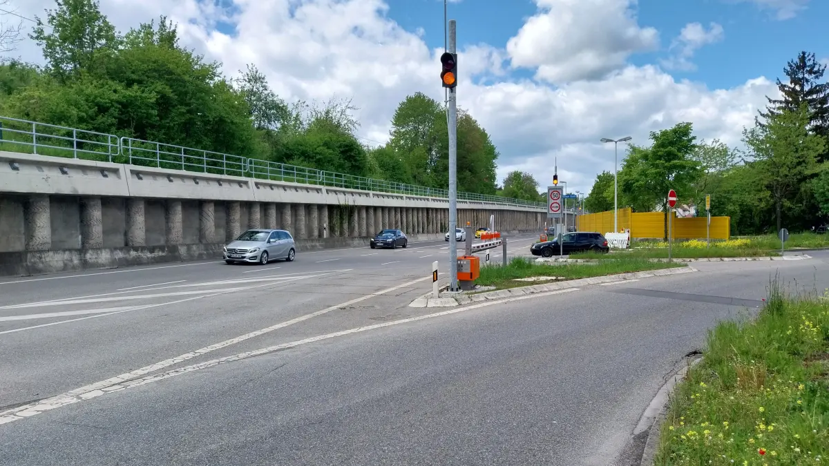 Der Tunnel im Verlauf der B 463 ist seit Dienstagnachmittag wieder für den Verkehr freigegeben.