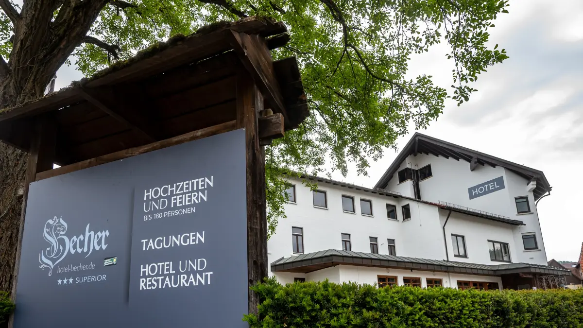Donzdorf Insolvenz Hotel Becher