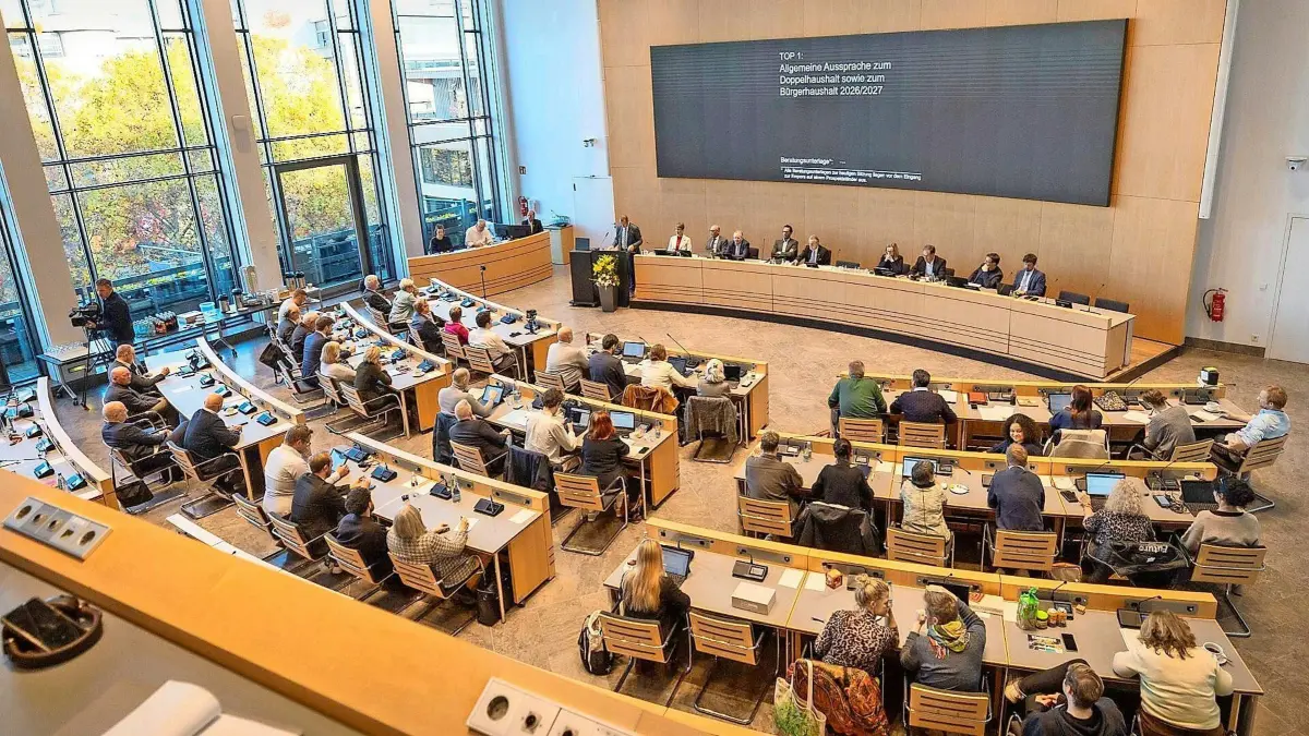Die Mitglieder der AfD sind auf diesem Bild aus dem Stuttgarter Gemeinderat links am Fenster zu sehen.