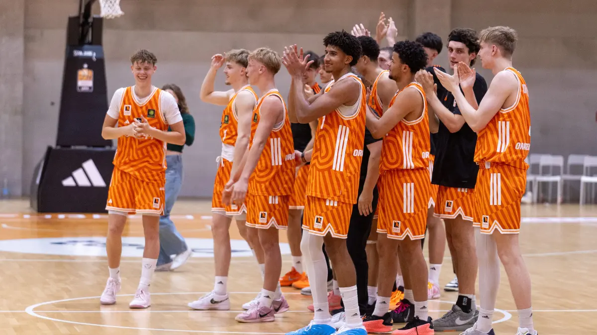 OrangeAcademy Ulm vs ETB Miners Essen , Basketball,Barmer Basketball 2. Bundesliga ProB, Play-Offs Finale, Saison 2025/2026, 13.05.2026: Strahlende Gesichter nach Abpfiff in Ulm.
OrangeAcademy Ulm vs ETB Miners Essen , Basketball,Barmer Basketball 2. Bundesliga ProB, Play-Offs Finale, Saison 2025/2026, 13.05.2026,
Foto: Eibner-Pressefoto/Davide Di Giovanni