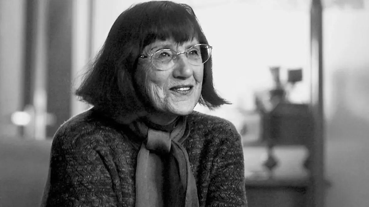 Irmgard Perfahl 85-jährig, im Jahr 2001, zur Zeit ihres Abschieds aus Tübingen.