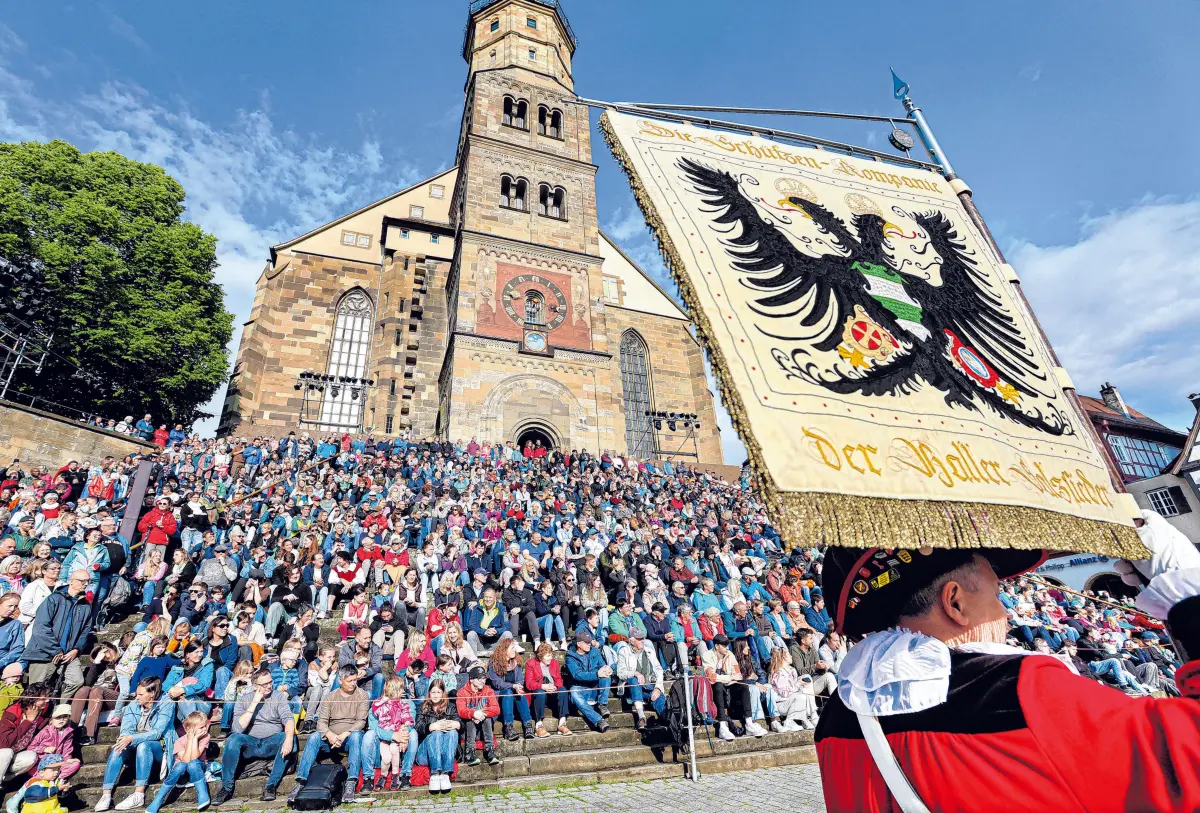 Kuchen- und Brunnenfest 2025. Der Große Siedershof feiert in Schwäbisch Hall an Pfingsten. Foto: Ufuk Arslan⇥Ufuk Arslan