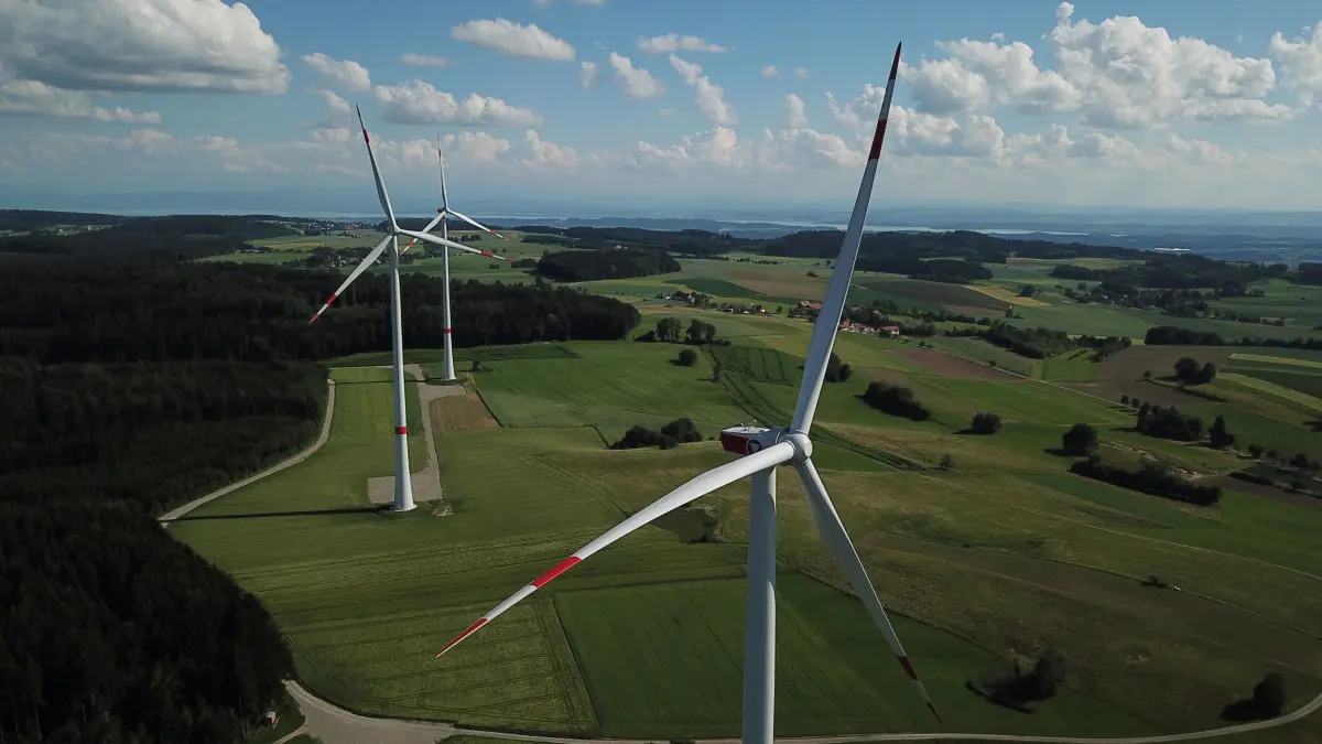 So oder so ähnlich könnte der Windpark östlich des Neu-Ulmer Stadtteils Steinheim aussehen.