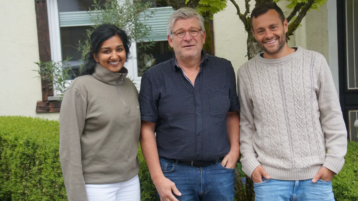 Wolfgang Günther (Mitte) übergibt die Leitung der Erlacher Höhe im November an Sucithra Dey und Manuel Trick.