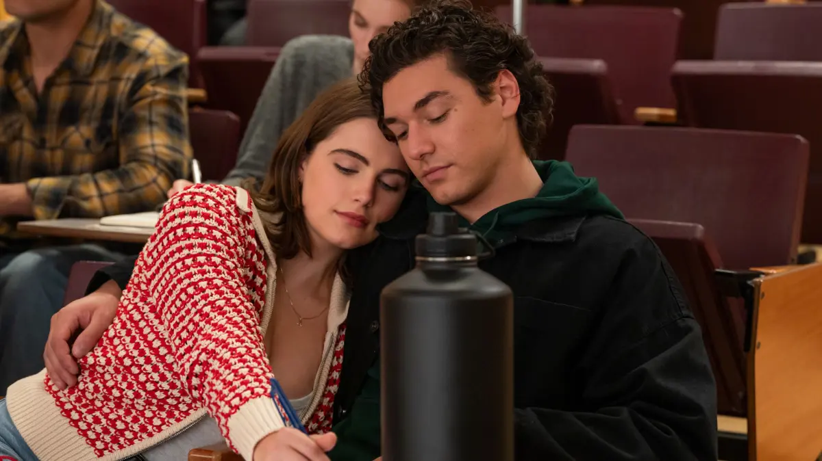 Die Serie „Off Campus“ ist bei Prime Video verfügbar.