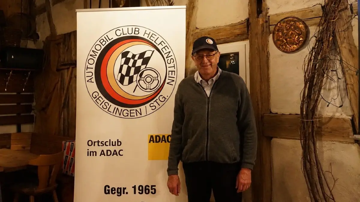Franz Schulz, Ehrenvorsitzender des AC Helfenstein; 50 Jahre waren der AC Helfenstein und Franz Schulz sozusagen eins, er hat den Verein groß gemacht.