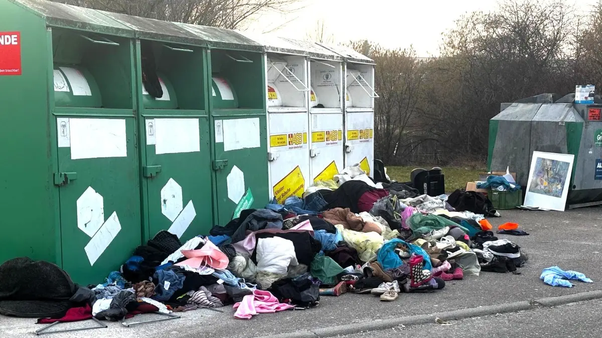 Müll Altkleidercontainer Münsingen