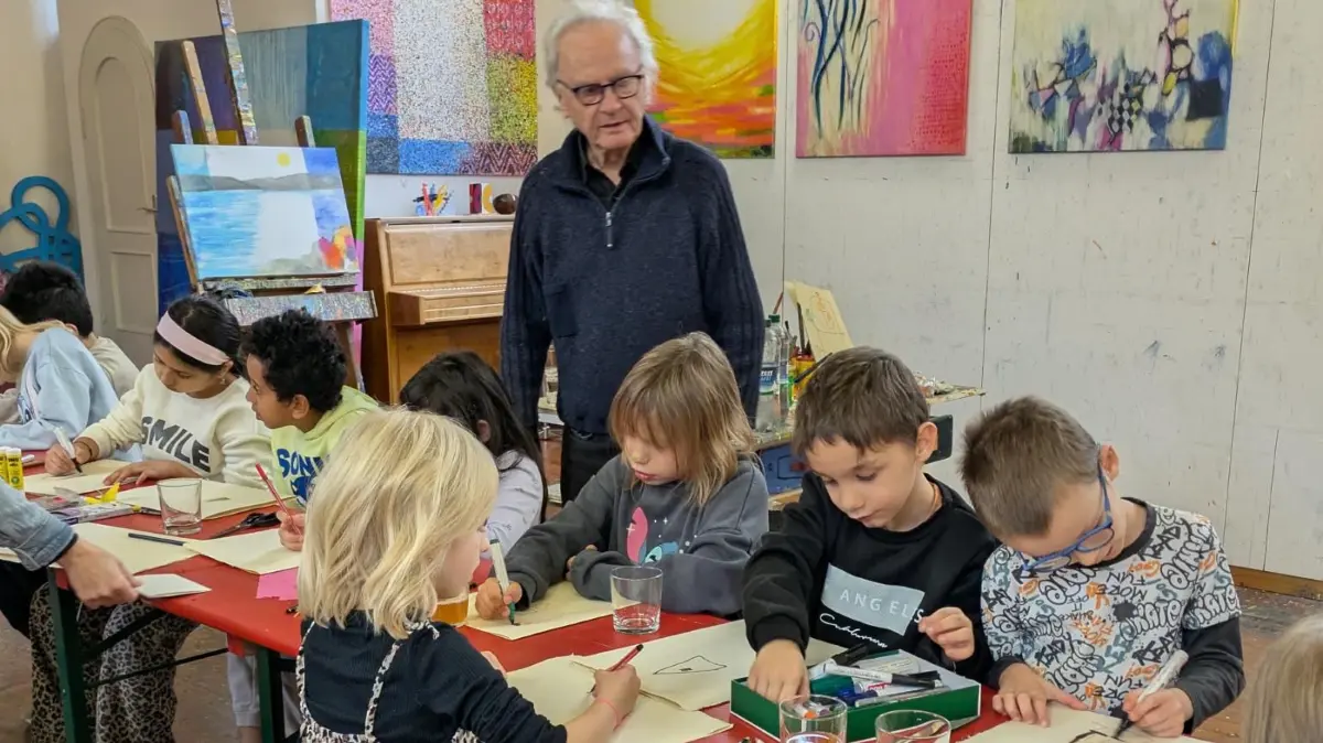 Im Atelier von Andreas Felger durften die Schülerinnen und Schüler bereits selbst aktiv werden.