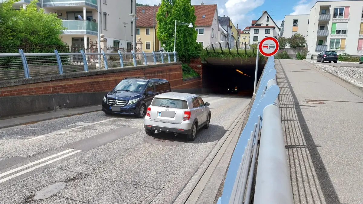 Am Westtangententunnel in Ebingen stehen Wartungsarbeiten an.