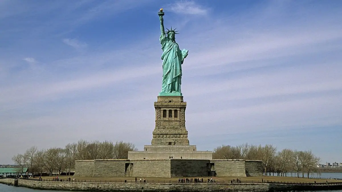 "Die Fackel ist erloschen:" Freiheitsstaue in New York
