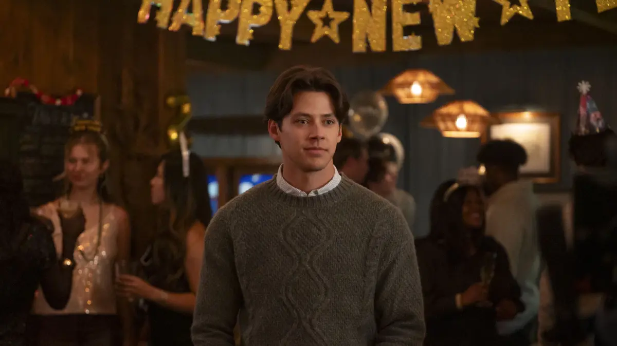 Sam Florek (Matt Cornett)