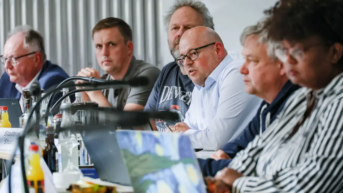 Gemeinderat Schwäbisch Hall tagt in der Blendstatthalle - CDU Thomas Weber, Ralf Strecker, Armin Stutz, Frank Walter, Ulrich Reichert, Damiana Koch