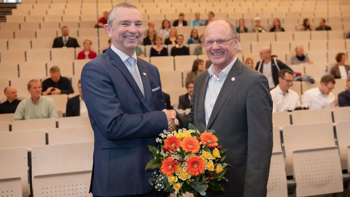 Uni Ulm Präsident Michael Kühl links, Michael Weber