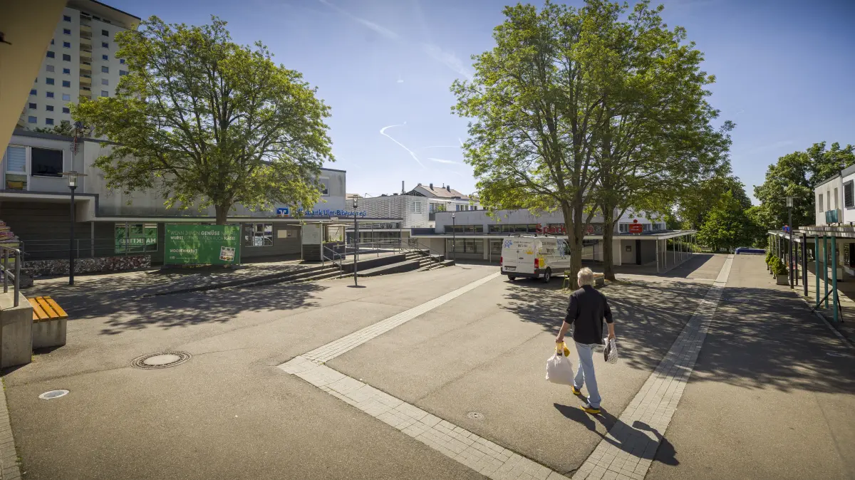 Das Ladenzentrum am Stifterweg (Eselsberg) ist in die Jahre gekommen - wie kann es weitergehen?