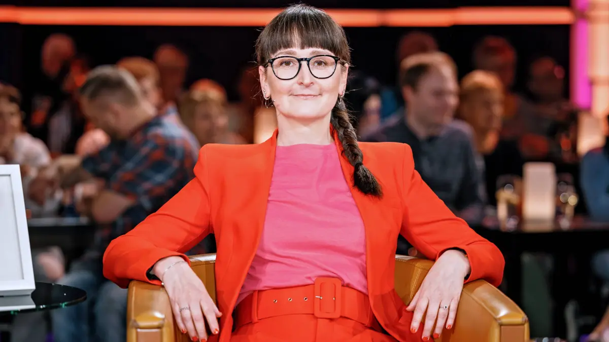 MDR - Riverboat. Quizspielerin Annegret Schenkel anläßlich der Aufzeichnung der MDR - Talkshow Riverboat am 03.05.2024 in der Mediacity Leipzig. 20240503SFL0029 *** MDR Riverboat quiz player Annegret Schenkel on the occasion of the recording of the MDR talk show Riverboat on 03 05 2024 in the Mediacity Leipzig 20240503SFL0029