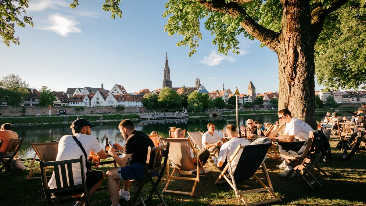 Sommer Optik Pfingstwochenende Heiss Donauufer Neu-Ulm Ulm Donau Warme Tage Hitze